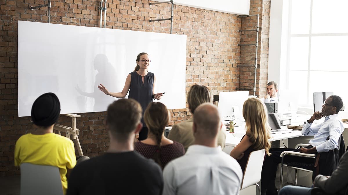 Five Corporate Training Courses Every Employee Should Take