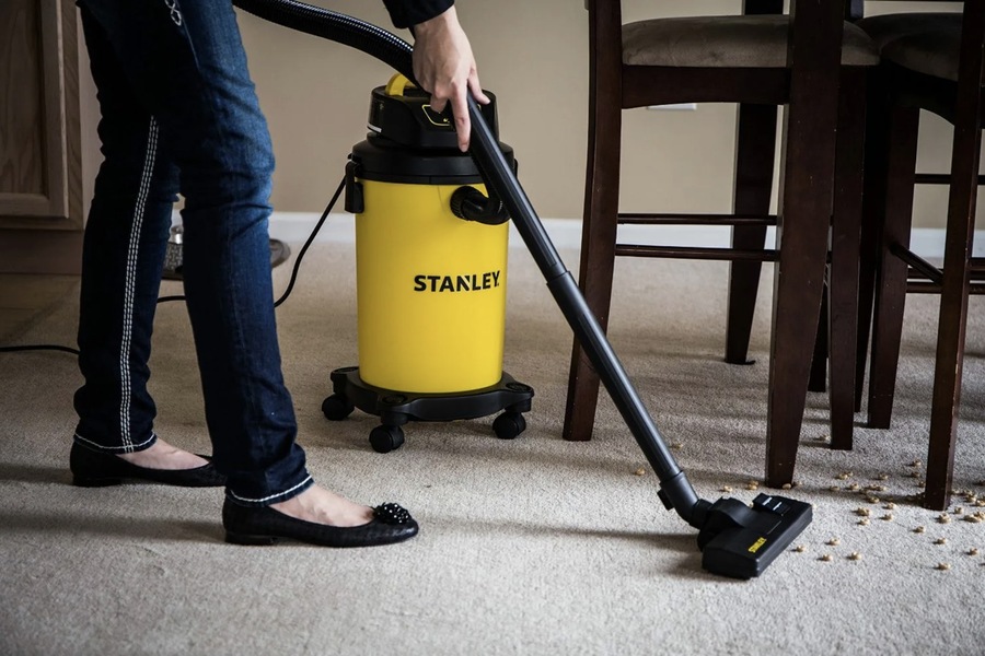 wet and dry vacuum cleaner